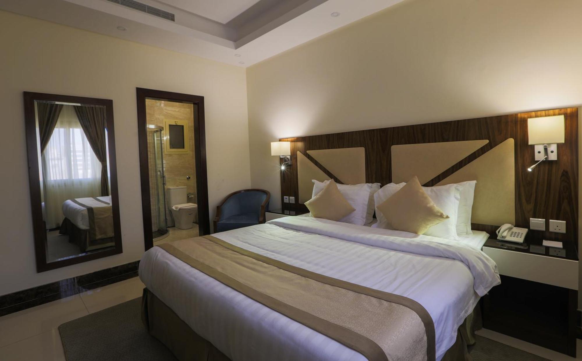 Sun Park Hotel Suites Dschidda Exterior foto