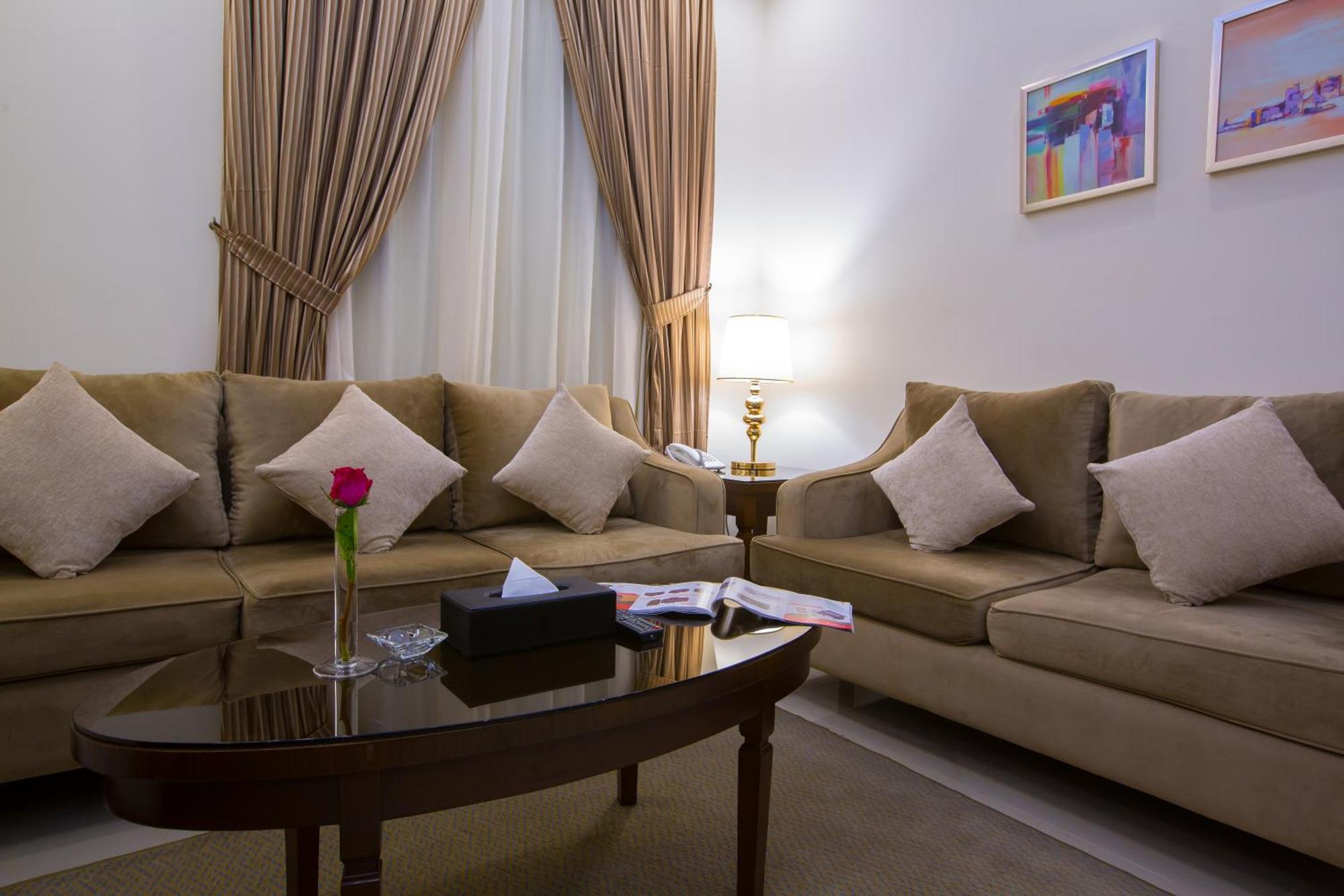 Sun Park Hotel Suites Dschidda Exterior foto