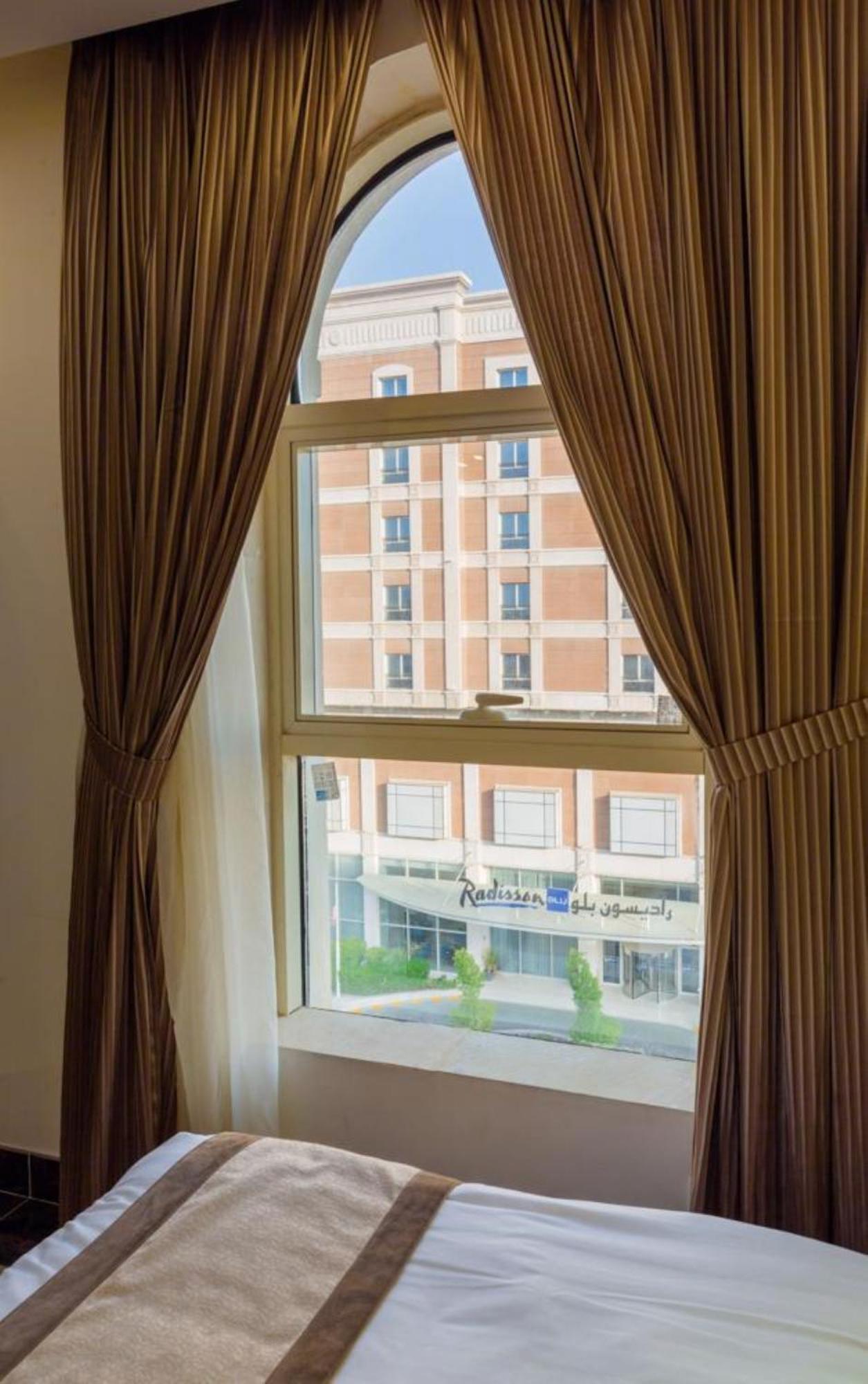 Sun Park Hotel Suites Dschidda Exterior foto
